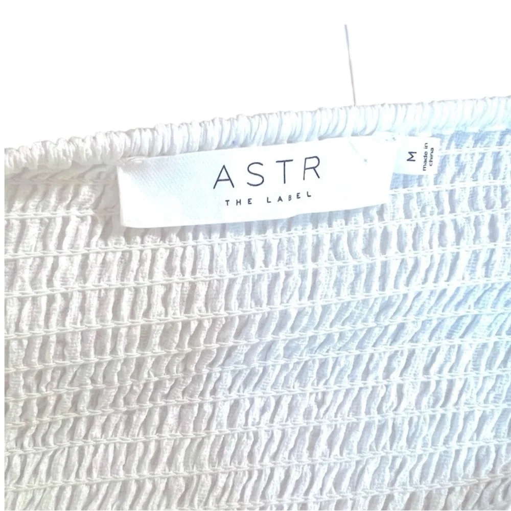 ASTR The Label Puff Lantern Long Sleeve Crop Blouse Top, Color White Size Medium